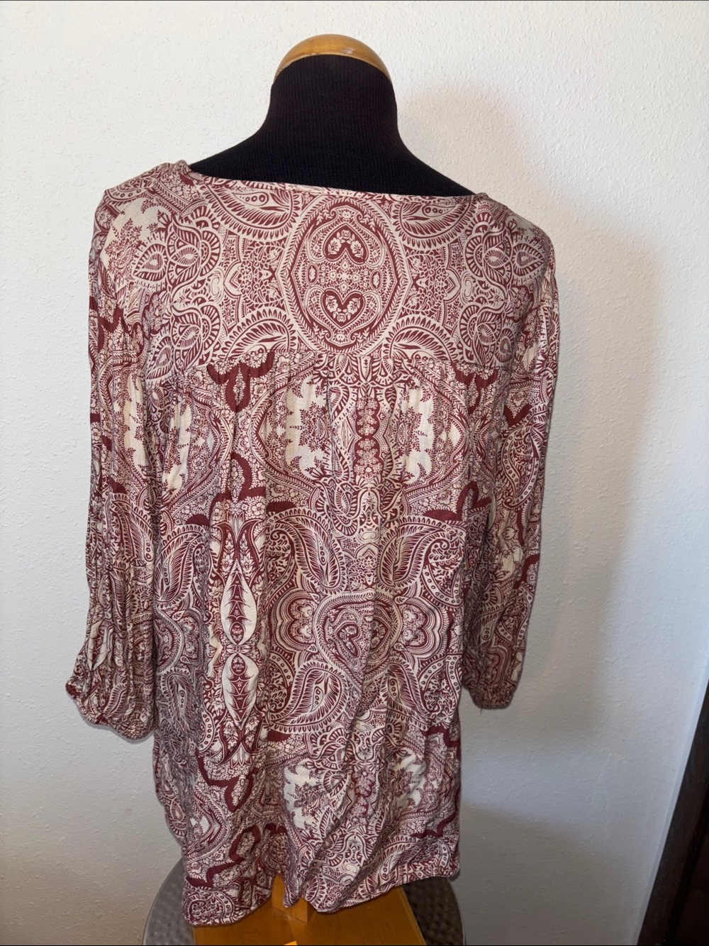 Brina & Em Lightweight Pullover Top size 1X - Picture 5 of 8